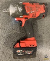 Milwaukee Impact Gun W/ 18v Battery