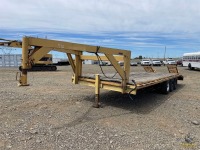 1989 HM Gooseneck Trailer