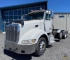 2010 Peterbilt 386 Semi Truck