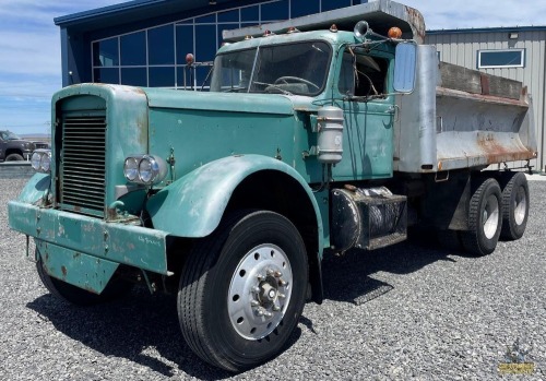 Autocar DC-10264-L Dump Truck