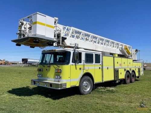 1988 Pierce Arrow Ladder Truck