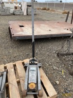 Pittsburgh 4-Ton Floor Jack