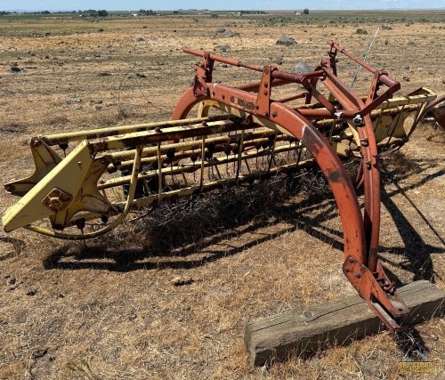 New Holland Ground Driven Rake - Stratford Road