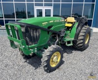 2013 John Deere 5083E Tractor