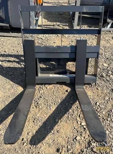 Wolverine MPF-11-2500G Mini Skid Steer Pallet Fork