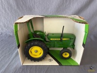 Ertl John Deere Compact Utility Tractor