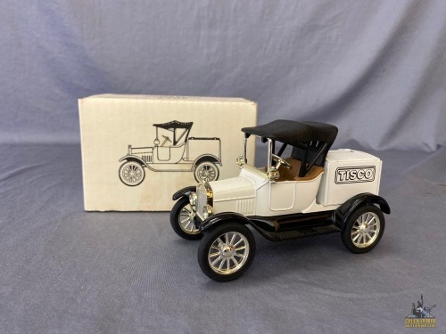 1/25 Ertl Ford 1918 Runabout Truck Bank