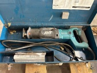 Makita AVT Recipro Saw