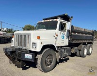 1998 International 2574 Dump Truck