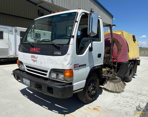 2004 Isuzu NPR Vac Truck