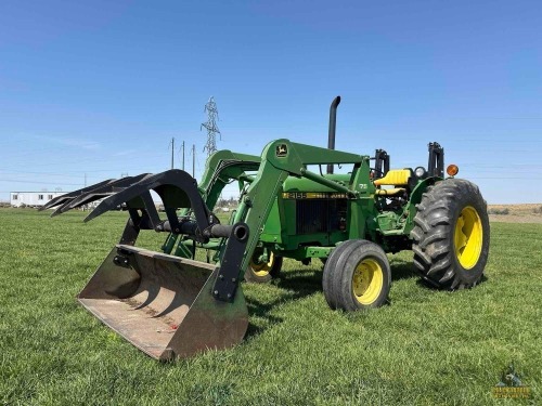 1990 John Deere 2155 Loader Tractor