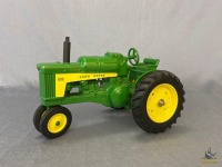 1/16 Ertl John Deere 630 Propane Tractor