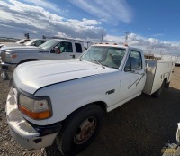 1995 Ford F-350 Pickup Truck