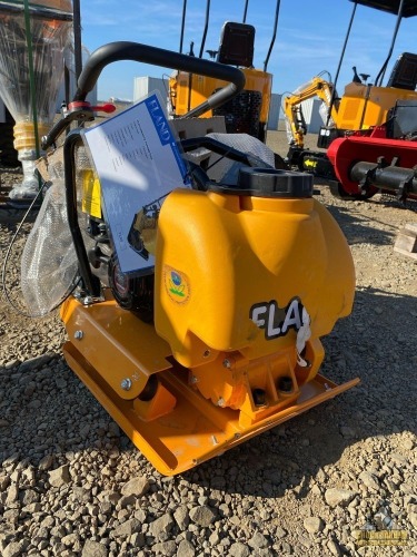 FLAND Plate Compactor