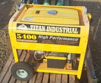 5400 Titan Industrial Generator