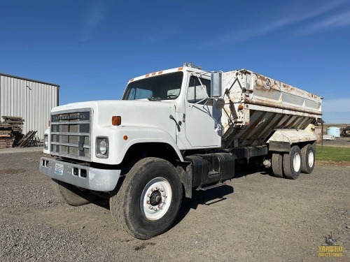 1987 International F4570 Combo Truck - Warden