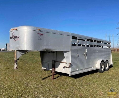 1998 Sooner Livestock Trailer