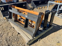 LandHonor Skid Steer Pallet Forks