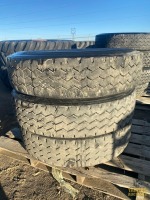 (3) Michelin 11R22.5