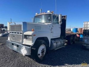 1988 Ford LTL9000 Semi Truck - North Moses Lake