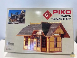 Piko Grizzly Flats Station