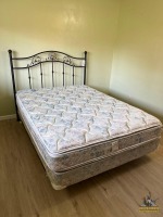 Queen Bed w/Rails & Headboard