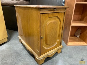 Oak End Table 14"x22"x20"H