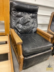 Ranch Oak Recliner