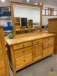 Oak 7-Drawer Dresser w/ Mirror 19"x68"x37"H