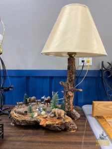 Wildlife Scene Lamp