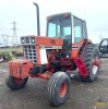 International Harvester 1586 Tractor