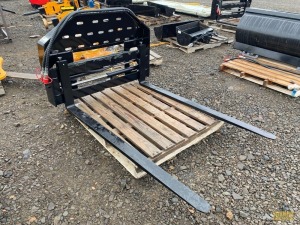 GIYI Skid Steer Pallet Forks