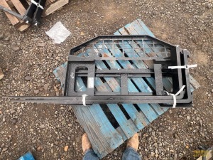 Skid Steer Pallet Forks