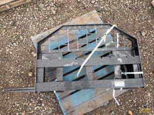 Skid Steer Pallet Forks