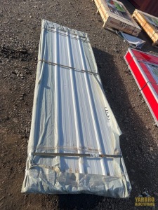 White Corrugated Metal Sheeting (100pcs)