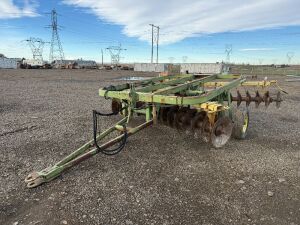 John Deere 310 Tandem Disk