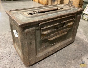 WW2 Ammo Can W/ Assorted M1 Garand & 30-06 S-Clips