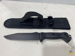 KA-BAR Fighting Knife W/Sheath