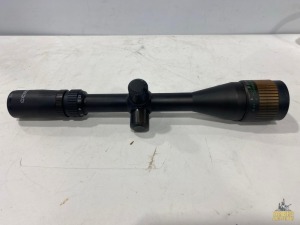 Tasco 2.5-10X4 Rifle Scope WO/ Mounts