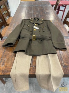 U.S. Army Officers Winter Service Uniform W/Pants & Tie (41st Division)