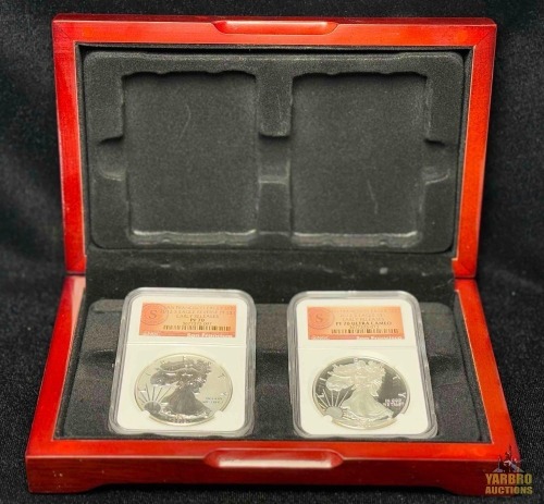 (2) United States Mint 2012 American Eagle Silver Dollar Coin Set