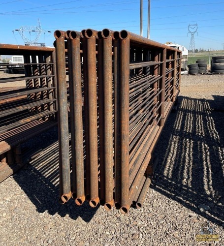 (10) HD 24' Free Standing Cattle Panels