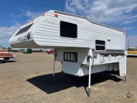 2001 Fleetwood Elkhorn Camper