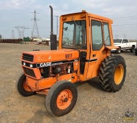 Case 885 Utility Tractor