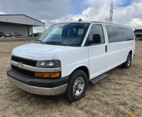 2020 Chevrolet 12-Passenger Express Van LS