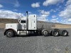 2014 Peterbilt 388 Semi - 2