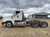 2000 Freightliner Century Class 120 Semi - 2