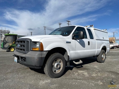 2005 Ford F-250 Truck