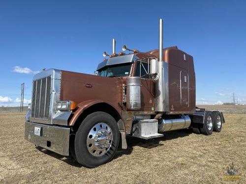 2004 Peterbilt 379 Semi