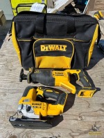 DeWalt Tool Bag w/20V Jigsaw & Recip Saw